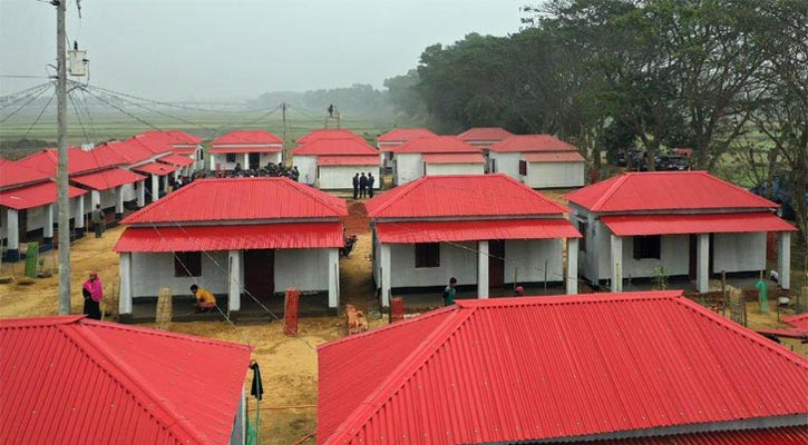 একসঙ্গে ঘর পাচ্ছে আরও ৫৩ হাজার পরিবার
