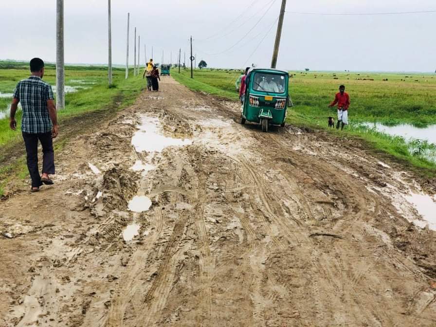 দিরাইয়ের সড়ক নিয়ে সামাজিক যোগাযোগ মাধ্যমে সমালোচনার ঝড়