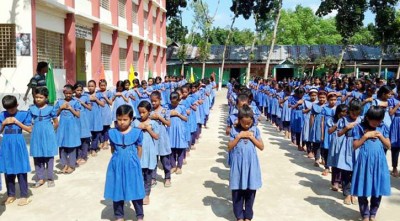 প্রাথমিক শিক্ষার্থীরা জামা-জুতা-ব্যাগ কিনতে টাকা পাবে