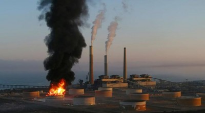 হামাসের রকেট হামলায় জ্বলছে ইসরায়েল