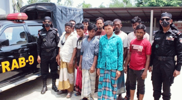 র‍্যাবের জালে আটকে গেল সিলেটের অটোরিকশা চোরের সিন্ডিকেট