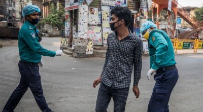 মাস্ক না পরলে আসছে পুলিশের ‘লাঠিপেটা’র বিধান 