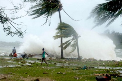 ইয়াসে ক্ষতিগ্রস্ত সেন্টমার্টিন, ২৫ ঘর-বাড়ি বিধ্বস্ত