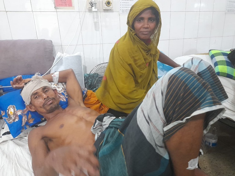 শরীয়তপুর পালং উপজেলায় প্রতিপক্ষের হামলায় আহত আজিজুল হকের অবস্থা আশঙ্কাজনক