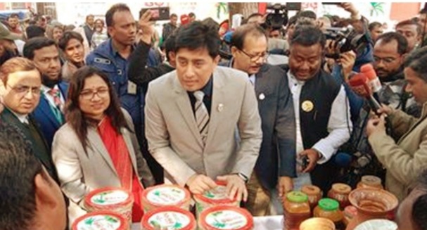 চৌগাছায় তিনদিনব্যাপী ঐতিহ্যবাহী খেজুর গুড়ের মেলা