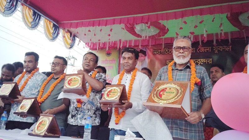 সাতক্ষীরায় নবগঠিত যুবদল ও ছাত্রদল নেতৃবৃন্দের সংবর্ধনা