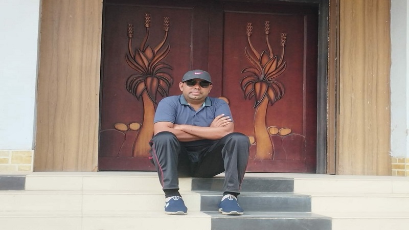 হারানো শিকড়,পারিবারিক ভাঙন এবং সামাজিক অবক্ষয়: একজন সাংবাদিকের অন্তরের আকুতি