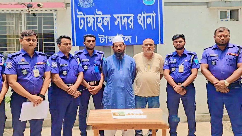 টাঙ্গাইলে গৃহবধূ হত্যা মামলায় গ্রেফতার ২,স্বর্ণালংকার ও টাকা উদ্ধার 