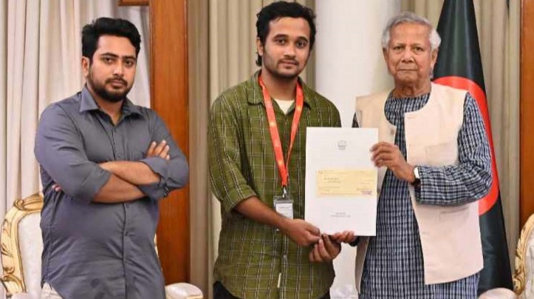 জুলাই শহীদ স্মৃ‌তি ফাউ‌ন্ডেশনে ১০০ কো‌টি টাকা অনুদান