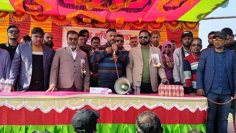 ডুমুরিয়ায় ৮ দলীয় হা-ডু-ডু খেলায় আরাজী ডুমুরিয়া বিজয়ী