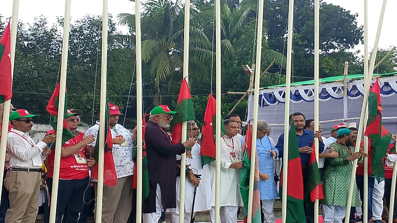 বিএনপি হলো ফিনিক্স পাখির মতো ষড়যন্ত্র করেও ভাঙার সুযোগ নেই: মির্জা ফখরুল ইসলাম 