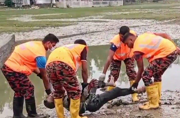 মহেশখালীতে ভেসে আসা অজ্ঞাত যুবকের লাশ উদ্ধার করেছে পুলিশ ও ফায়ার সার্ভিস