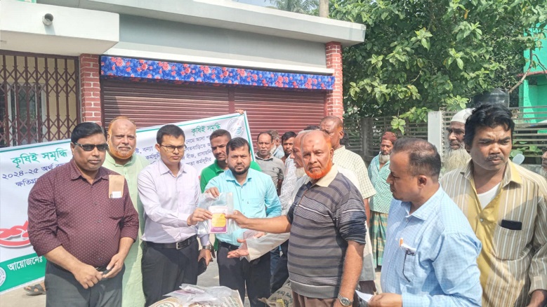 কোম্পানীগঞ্জে কৃষকদের মাঝে নগদ অর্থ ও বীজ বিতরণ অনুষ্ঠিত