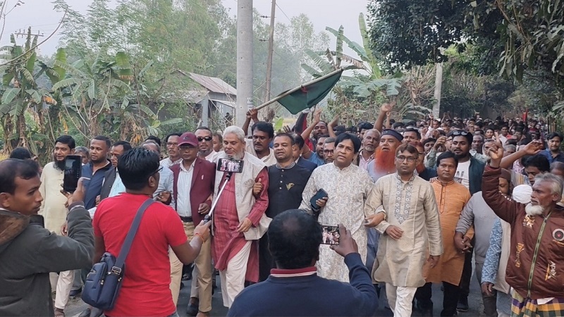 টাঙ্গাইল-৪(কালিহাতী) আসনে দলীয় মনোনয়ন পরিবর্তনের দাবিতে মিছিল