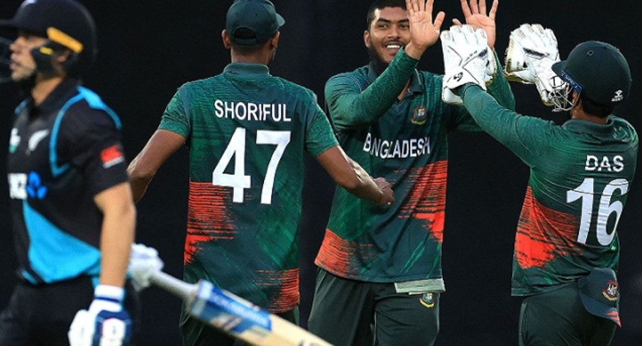 স্বাগতিক নিউজিল্যান্ডের বিপক্ষে টস জিতে ফিল্ডিংয়ে বাংলাদেশ