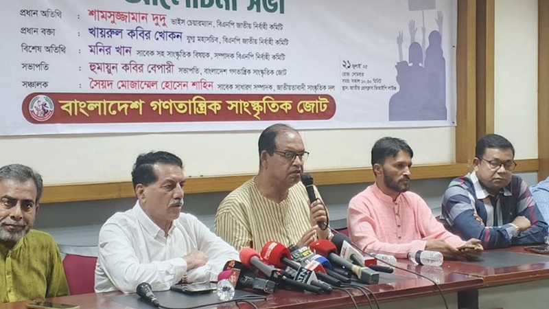 “নির্বাচন হলে ধরা খাবে যারা,তারাই ষড়যন্ত্রে লিপ্ত”-শামসুজ্জামান দুদু