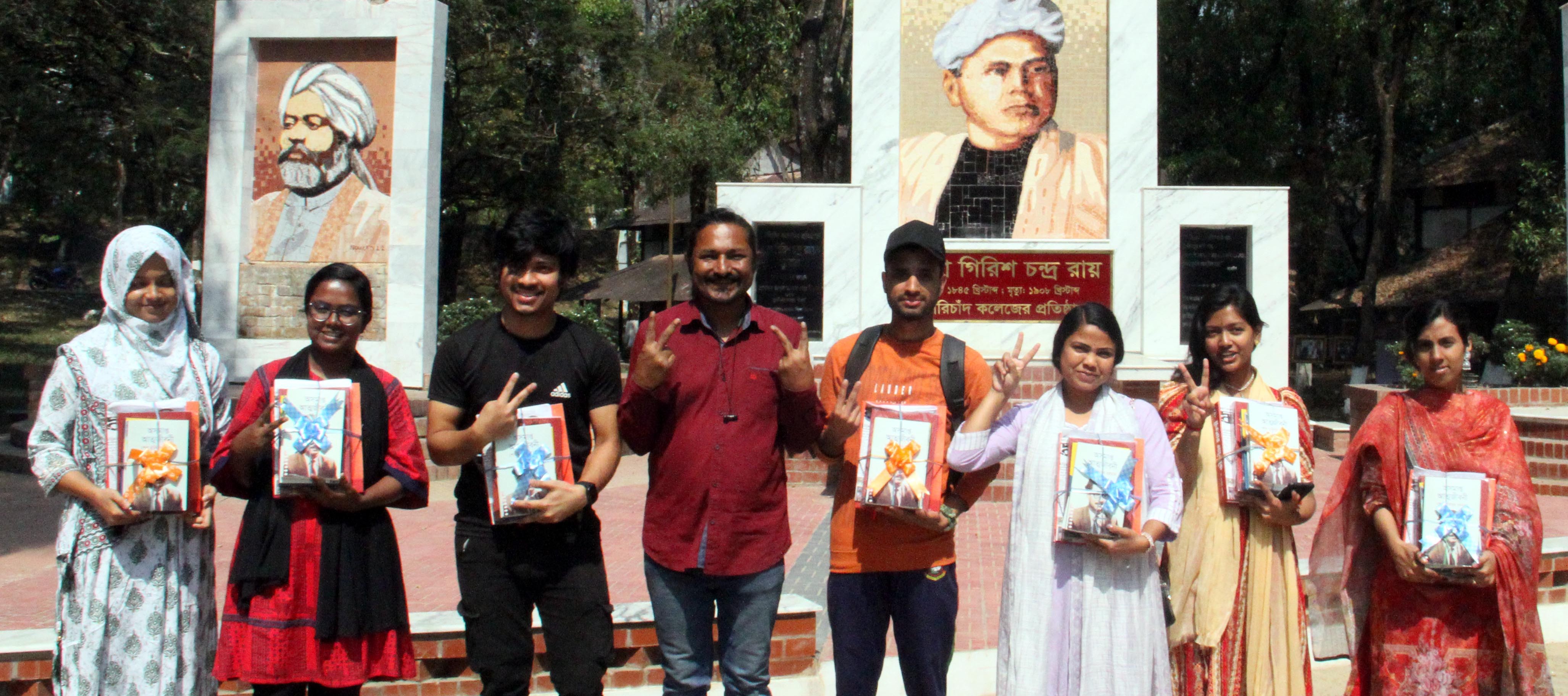 সিলেটে বঙ্গবন্ধুর প্রতি বিদেশি নাগরিকদের শ্রদ্ধা নিয়ে আলোকচিত্র প্রদর্শনীর সমাপণী ও অুনচ্ছেদ প্রতিযো