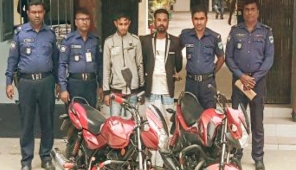 চৌগাছায় দুটি চোরাই মোটরসাইকেল উদ্ধার, গ্রেপ্তার ২