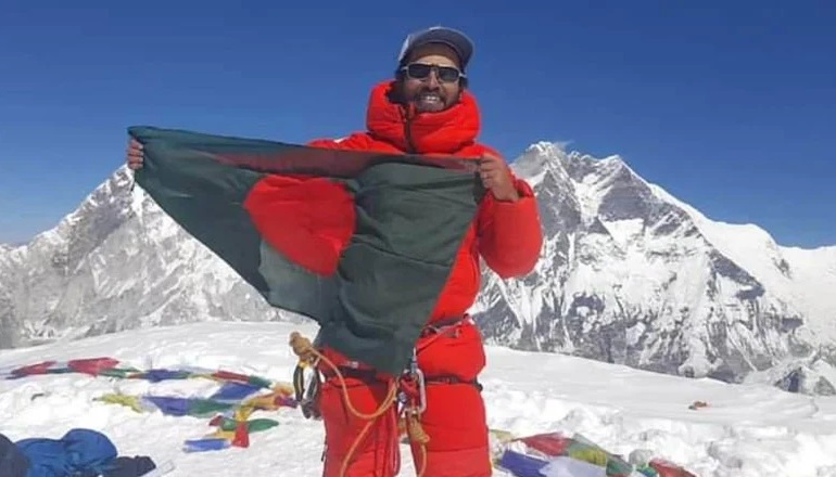 কিশোরগঞ্জের যুবক শাওনের ‘আমা দাবালাম’ পর্বত জয়