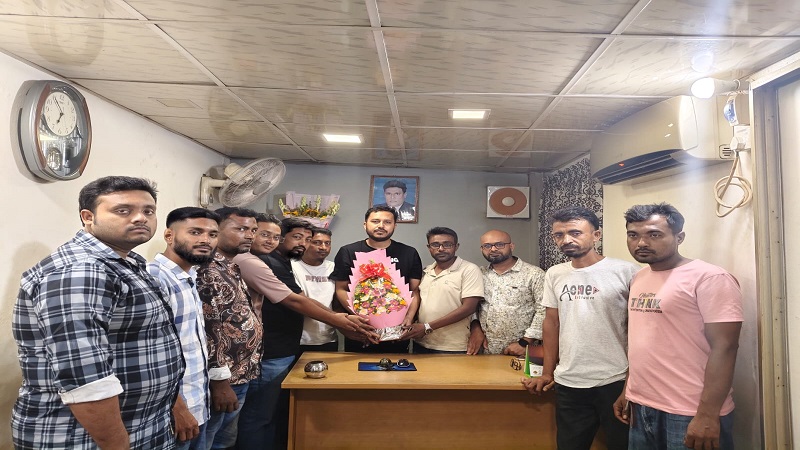 খানজাহান আলী থানা সাবেক ছাত্রনেতাদের পক্ষ থেকে মহানগর ছাত্রদলের নবনির্বাচিত নেতৃবৃন্দকে অভিনন্দন