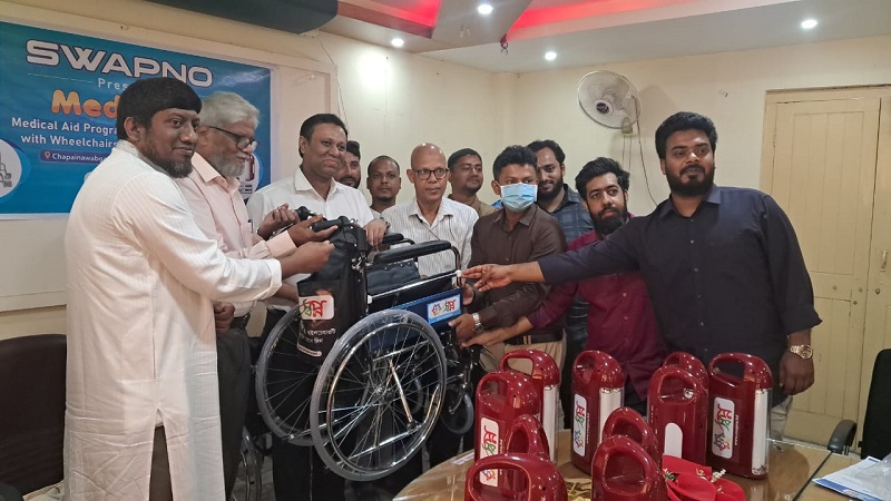 চাঁপাইনবাবগঞ্জ জেলা হাসপাতালের রোগিদের জন্য ‘স্বপ্ন’র উপহার