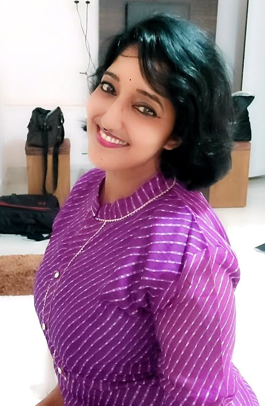 আ গ ম নী