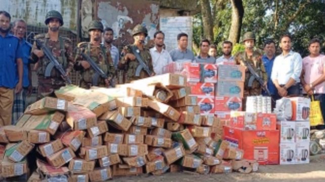 গাজী ইন্ডাস্ট্রির লুট হওয়া চল্লিশ লক্ষ টাকার মালামাল কিশোরগঞ্জে উদ্ধার