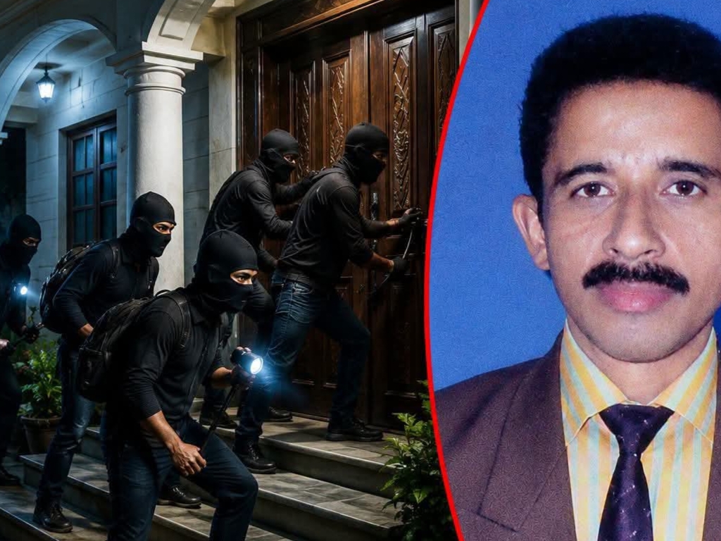 ডুমুরিয়ায় সাবেক ইউপি চেয়ারম্যানের বাড়িতে দুর্ধর্ষ ডাকাতি, নগদ টাকা ও স্বর্ণালংকার লুট