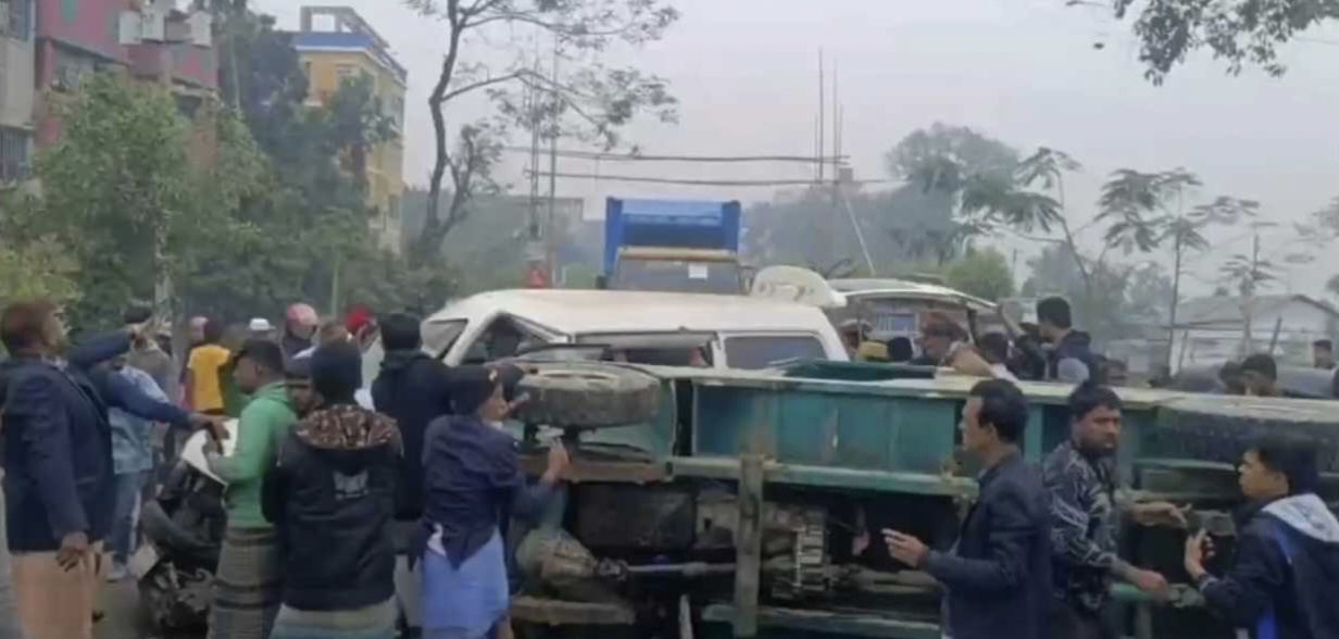 ফটিকছড়িতে সড়ক দুর্ঘটনায় নিহত ১ আহত ৬