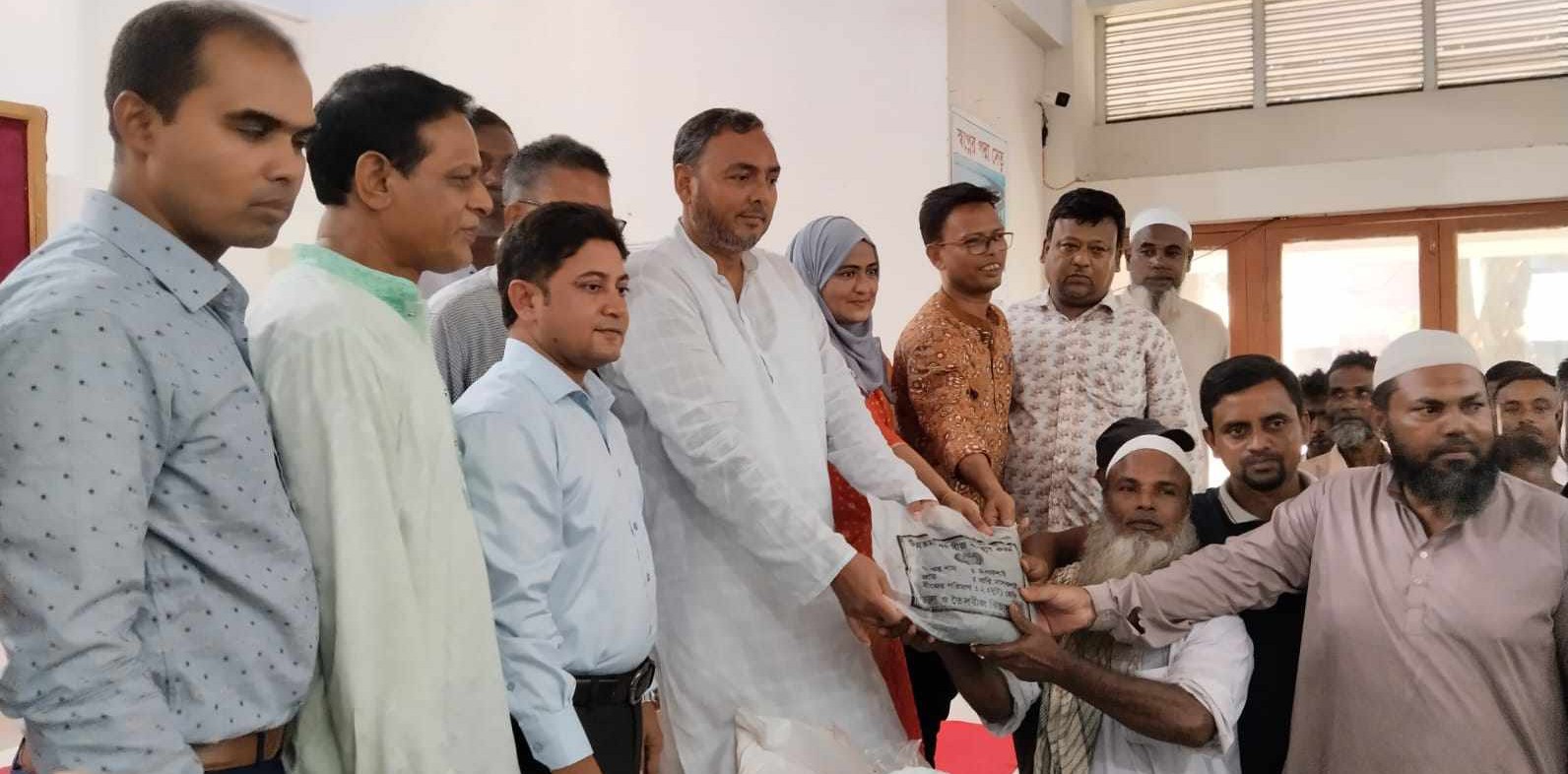 নাগরপুরে বিনামূল্যে মাশকালাই বীজ ও সার বিতরণ