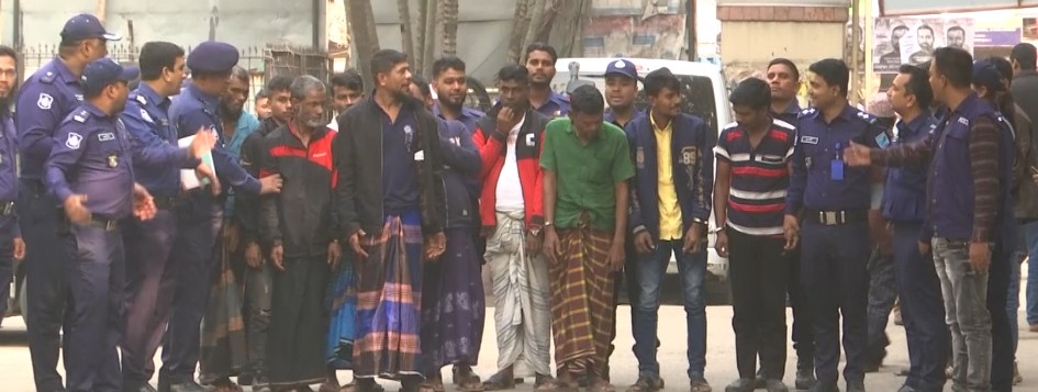 মাস্টার বাহিনীর মূলহোতা ইলিয়াসসহ ১০ ডাকাত গ্রেপ্তার 