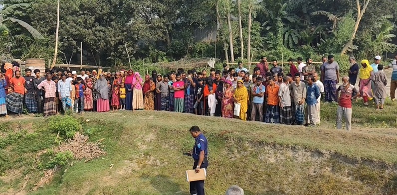 কালিহাতীতে যুবকে কুপিয়ে হত্যা,পুকুর থেকে মরদেহ উদ্ধার