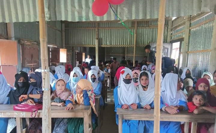 হাটপাঙ্গাসী দাখিল মাদ্রাসায় বিদায় ও দোয়া মাহফিল অনুষ্ঠিত 