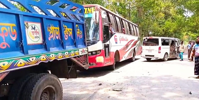 মধুখালীতে ট্রাক-মাইক্রোবাস সংঘর্ষে নারীর মৃত্যু,আহত ২