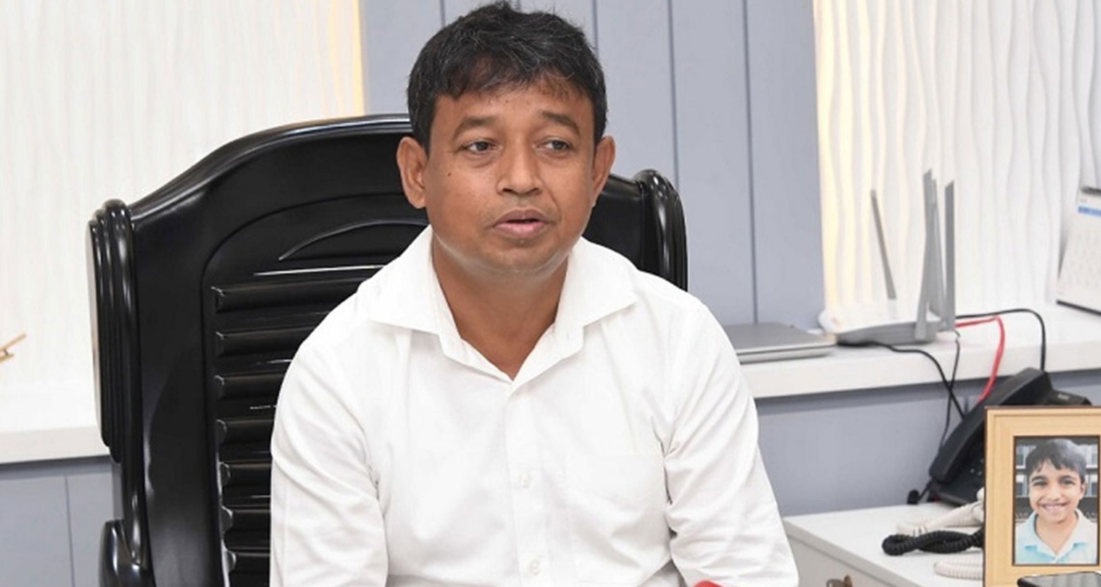 ডিবি থেকে সরিয়ে দেওয়া হয়েছে মোহাম্মদ হারুন অর রশীদকে