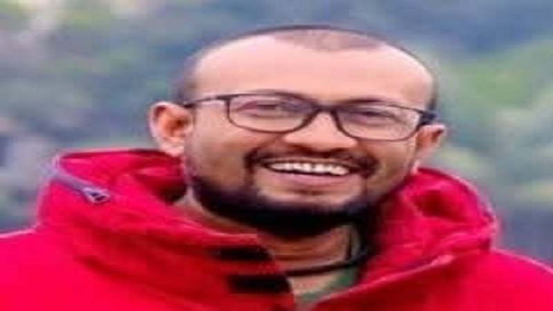 জ হি র  খা ন