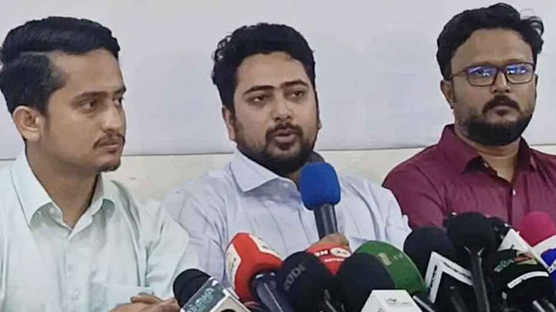 জুলাই ঘোষণাপত্র দিতে যাচ্ছে এনসিপি, অন্তর্বর্তী সরকারের বিরুদ্ধে প্রতিশ্রুতি ভঙ্গের অভিযোগ