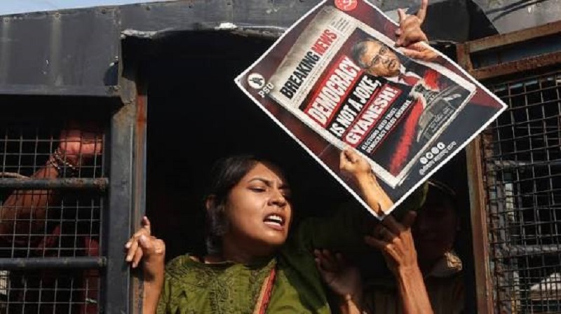 ভোটার তালিকা নিয়ে বিতর্ক, আন্দোলন চালিয়ে যাওয়ার ঘোষণা ভারতে