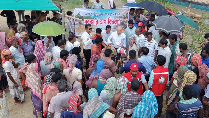 চাঁপাইনবাবগঞ্জে পদ্মা সহ সকল নদীর পানি কমলেও এখনও ৩৯ শিক্ষা প্রতিষ্ঠানে পাঠদান বন্ধ