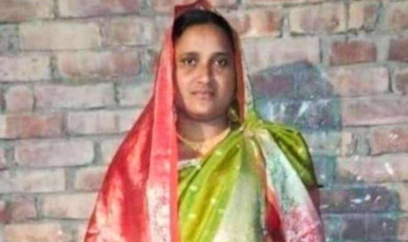 খুলনায় খর্ণিয়া ইউপি'র মহিলা মেম্বারের বিরুদ্ধে নানান অনিয়মের অভিযোগ