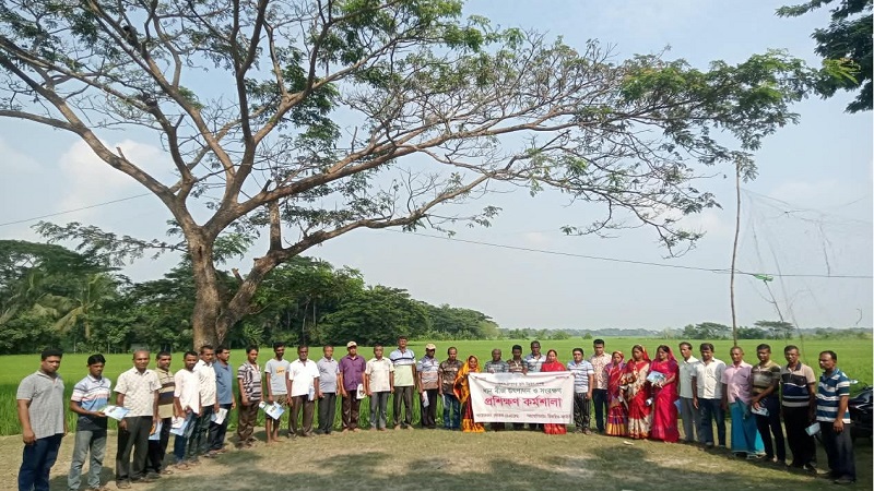 দাকোপে লোকজ-এর উদ্যোগে বীজ উৎপাদন ও সংরক্ষণবিষয়ক প্রশিক্ষণ অনুষ্ঠিত