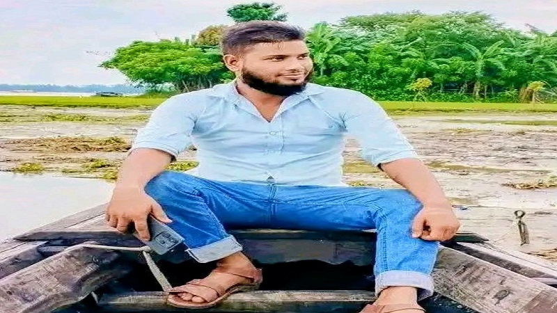 কুড়িগ্রামে সড়কের পাশে এক যুবকের মরদেহ উদ্ধার করেছে পুলিশ