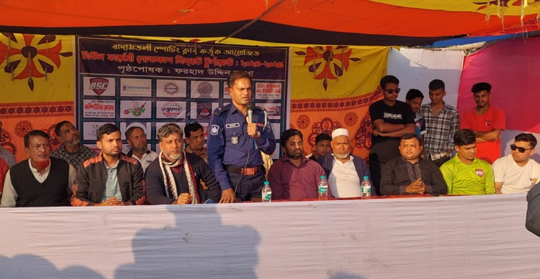 দাগনভূঞার বাদামতলী স্পোর্টিং ক্লাবের গোল্ডকাপ ক্রিকেট টুনার্মেন্ট উদ্বোধন