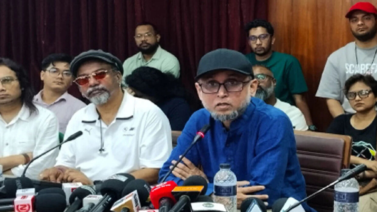 মঙ্গল শোভাযাত্রার অনুষ্ঠানমালায় ‘ফিলিস্তিনের পতাকা হাতে বৈশাখী র‍্যালিতে গাইবেন ২০০ শিল্পী